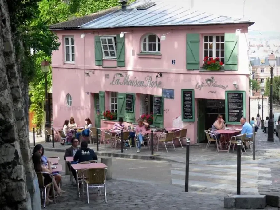 Montmartre Charm Luxurious Getaway Apartment Paris