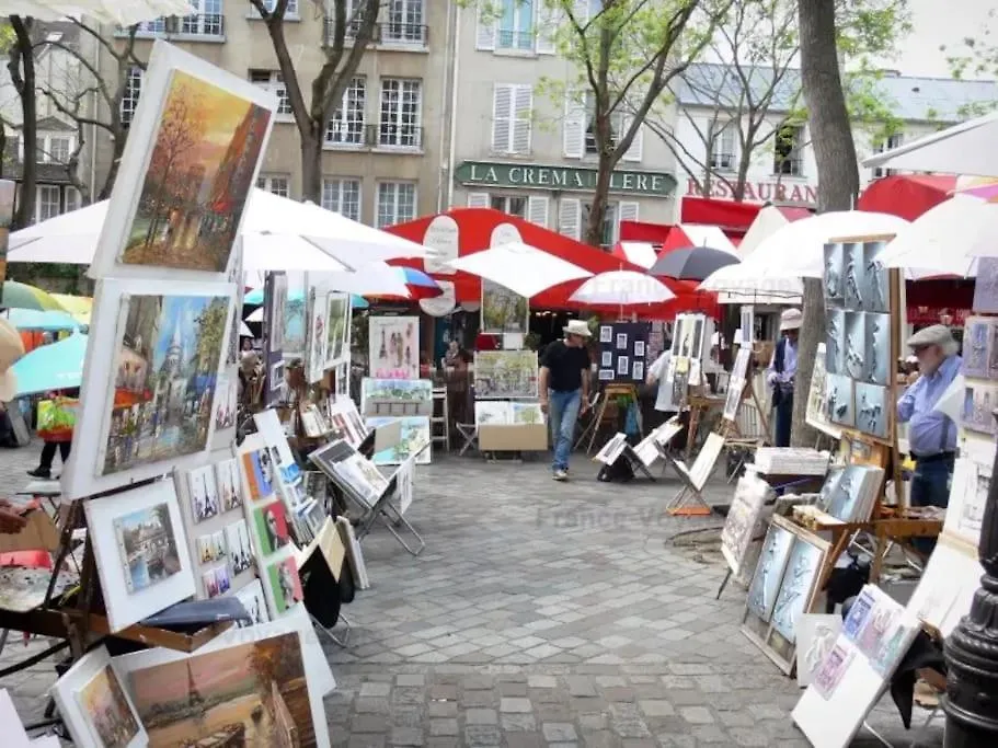 Montmartre Charm Luxurious Getaway Apartment Paris